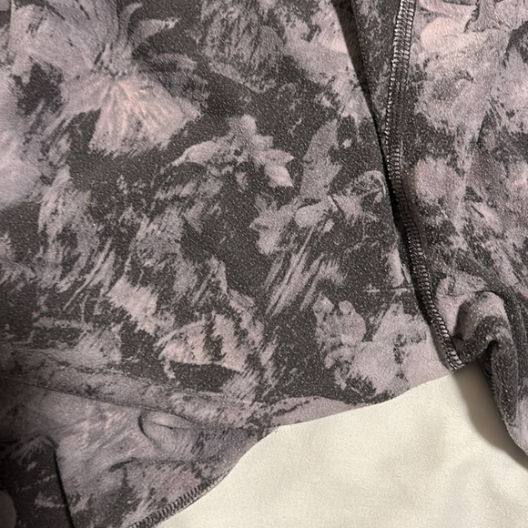 Lululemon align leggings 25” - Picture 3 of 4